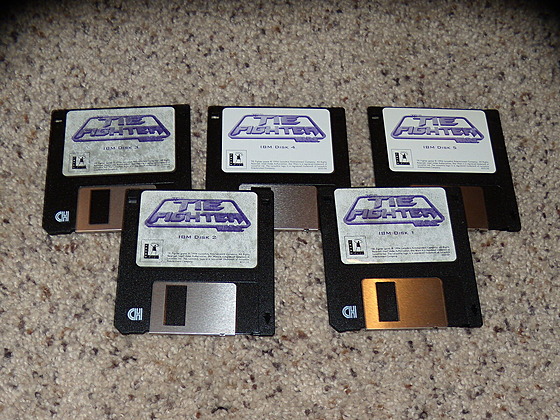 Star Wars Tie Fighter hra pro PC na 3,5" disketách