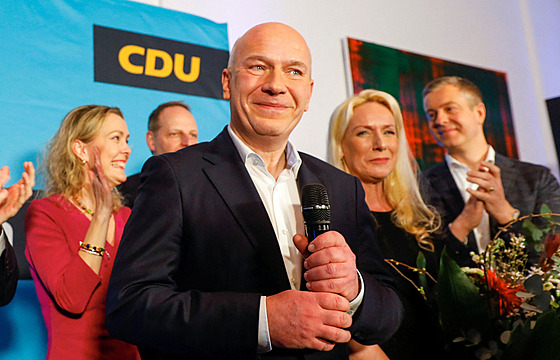 Lídr konzervativc Kai Wegner po vyhláení výsledk voleb (12. února 2023)