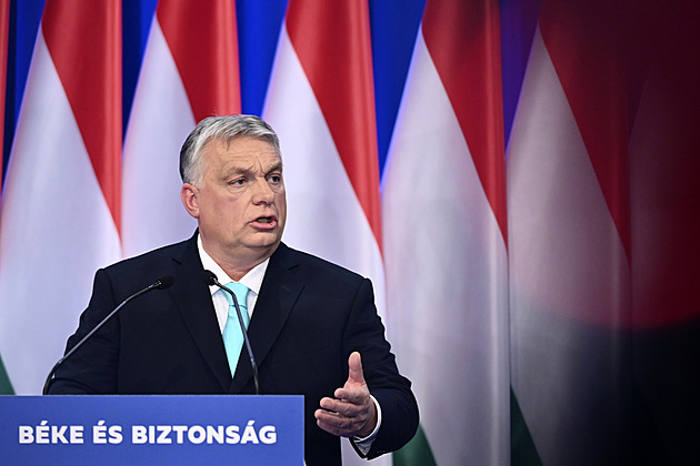 Časem možná budeme muset přehodnotit vztahy s Ruskem, naznačil Orbán