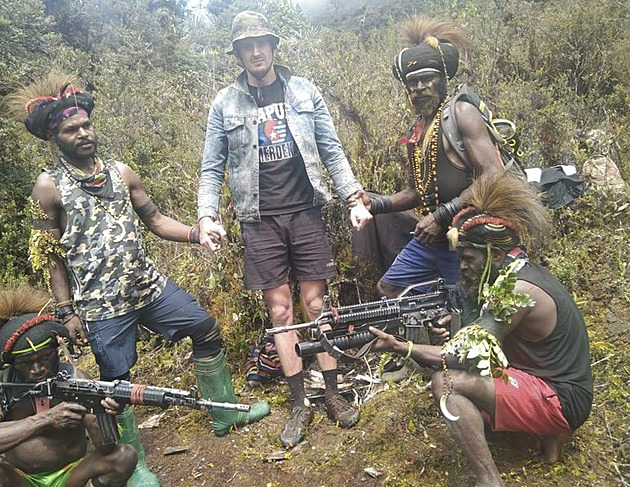 Separatisté unesli novozélandského pilota. Indonéská armáda nevylučuje akci