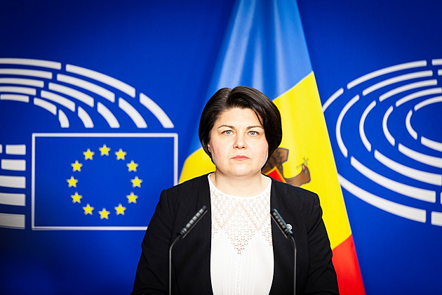 V Moldavsku padla vláda. Necítím podporu pro reformy, prohlásila premiérka