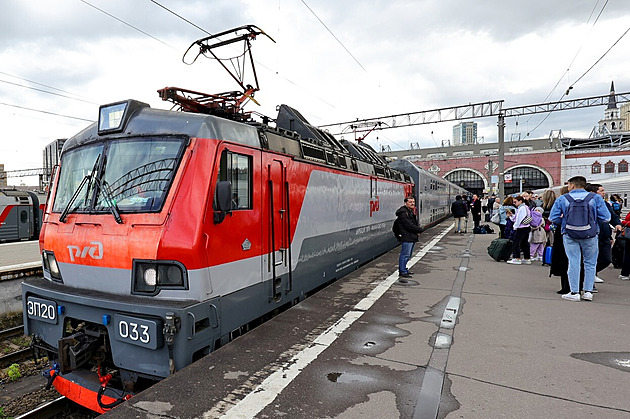 Putin pravidelně cestuje obrněným vlakem. Jízdní řády se mu přizpůsobují