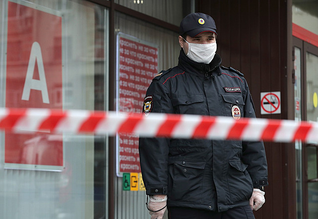 V Rusku zemřela finanční šéfka Západního vojenského okruhu. Vypadla z okna