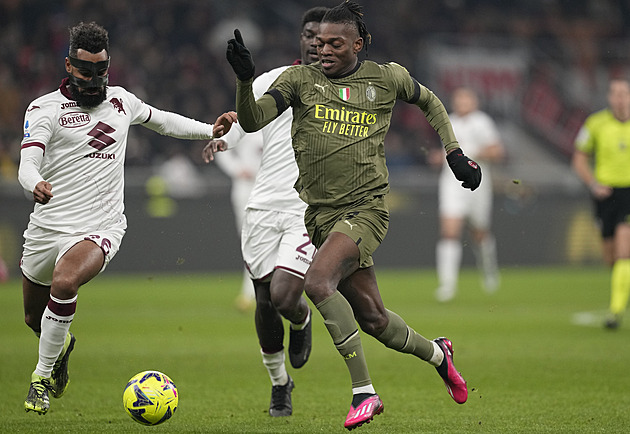 Fotbalisté AC Milán ukončili neúspěšnou sérii výhrou nad Turínem