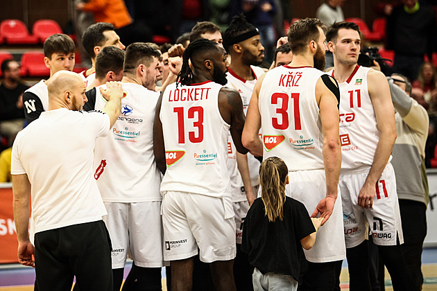 Basketbalisté Nymburka porazili v ligové nadstavbě lídra z Brna