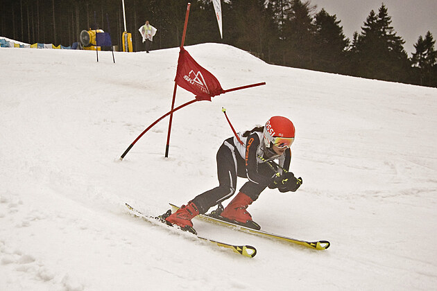 Cena skřítka Ostružníka prověří slalomové umění amatérských lyžařů