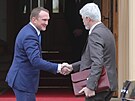 Zvolený prezident Petr Pavel na setkání s konícím prezidentem Miloem Zemanem...