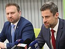 Ministr ivotního prostedí Marian Jureka (KDU-SL) a nový editel eské...