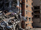 Zniené obytné domy po zemtesení v tureckém Kirikhanu (18. února 2023)