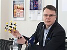 Fyzikln chemik Michal Otyepka z Regionlnho centra pokroilch technologi a...