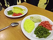 Amarounové náhrady jídla pro pacienty s dietou ve Veobecné fakultní nemocnici...