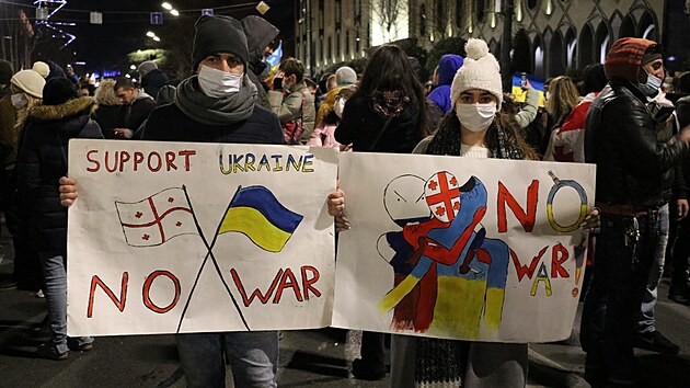 Demonstrace proti rusk agresi na Ukrajin v Tbilisi (26. nora 2022) 