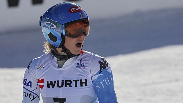 Mikaela Shiffrinov po prvnm kole obho slalomu na mistrovstv svta.