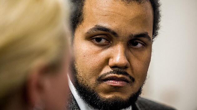 B�val� poslanec TOP 09 Dominik Feri je ob�alov�n ze dvou zn�siln�n� a jednoho pokusu o zn�siln�n�. (14. �nora 2023)