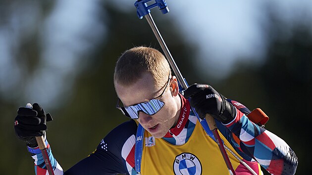 Norsk� biatlonista Johannes Thingnes B� na trati vytrvalostn�ho z�vodu na MS v...