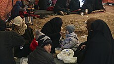 Provizorní ubytování v syrské provincii Idlíb po niivém zemtesení (8. února...