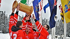 Tým Staré Puky vyhrál mistrovství svta v rybníkovém hokeji v roce 2018.