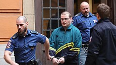 Krajský soud v Brně otevřel případ trojnásobné vraždy, které se na svých...