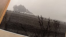 Záchraná�i u ho�ícího Tupolevu Tu-154 po nehod� 19. února 1973 na leti�ti Ruzyn�.