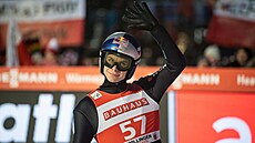 N�mecký skokan Andreas Wellinger p�i závodech Sv�tového poháru.