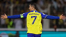 Portugalský fotbalista Cristiano Ronaldo v dresu saúdskoarabského klubu an-Nasr...