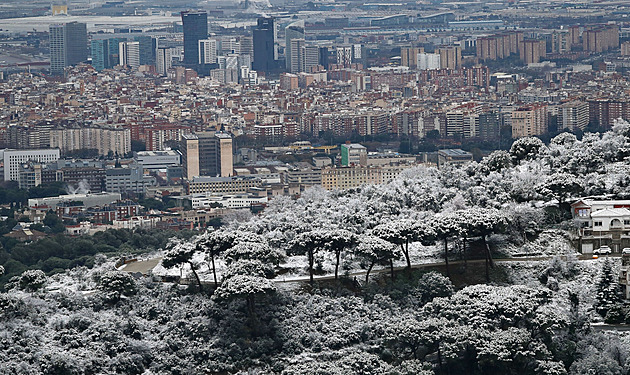 Barcelonu po pěti letech přikryl sníh, na vině je bouře Juliette