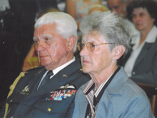 Elitní pilot RAF Boček slaví jubileum. Život mu mnohdy zachránila intuice