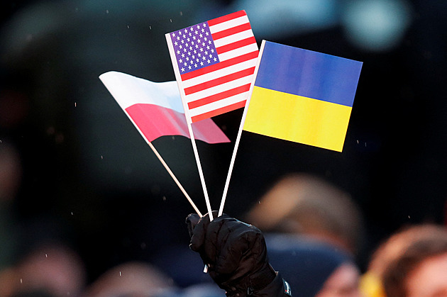 „Když to dělá Rusko, musíme taky.“ Polsko žádá EU, aby se zapojila do voleb v USA