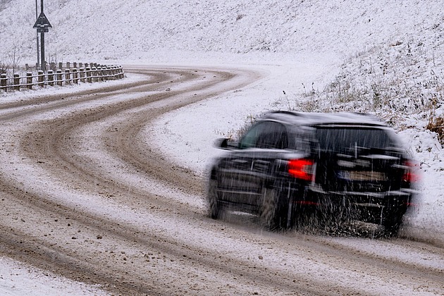 Pokuty už v koši neskončí, Ukrajinci si musí auto v Česku povinně zaregistrovat