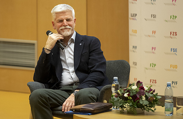 Penzijní generálův plán. Proč Klaus se Zemanem k reformě důchodů vlády netlačili?