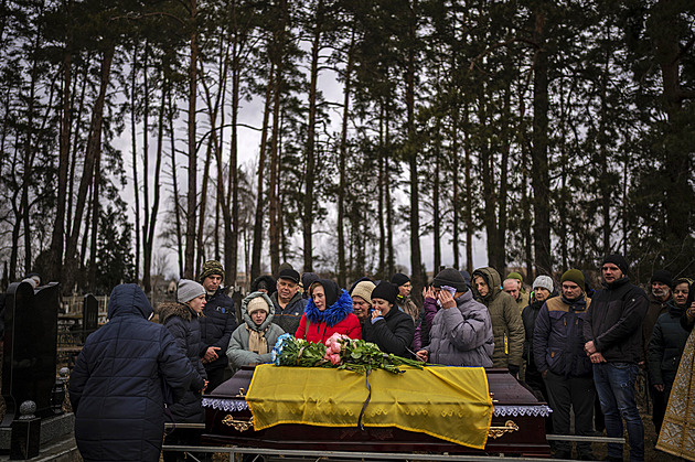 Jak se spletli Putin i Západ. Z bleskové vojenské akce je teď boj na výdrž