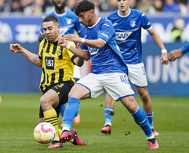 Dortmund je po sedmé výhře v řadě první, Lipsko doma přetlačilo Frankfurt