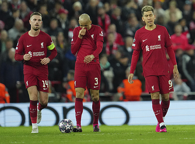 Vyřízený Liverpool, směšná obrana. Hráči jsou k nepoznání, otřesné, říkají experti