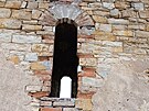 Nadenci zachraují chátrající kapliku v Evani na Litomicku. (únor 2023)