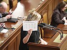 Jednání Poslanecké snmovny. Na snímku Alena Schillerová. (28. února 2023)
