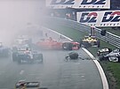 Hromadná nehoda ve Spa-Francorchamps 1998. David Coulthard m�l obrovské �t�stí...