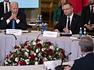 Pítomen na jednání B9 byl i prezident Joe Biden. (22. února 2023)