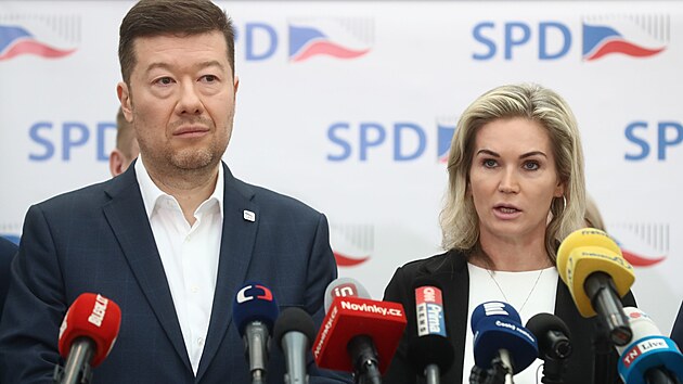 Tiskov� konference poslaneck�ho klubu SPD. Na sn�mku hovo�� Marie Po�arov�. (21. �nora 2023)