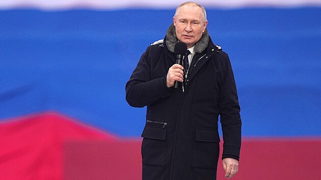 Putin na vlasteneckm shromdn ocenil rusk vojky bojujc na Ukrajin. (22. nora 2023)