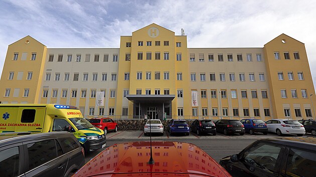 V Chebu skonila finln st dostavby nemocnice za 240 milion korun. V novch oddlench pavilonu B u byl zahjen provoz.