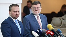 Ministr práce a sociálních věcí Marian Jurečka a ministr financí Zbyněk...