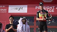 Tim Merlier jako vít�z první etapy na Kolem Spojených arabských emirát�