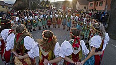 Tradi�ní post�ekovský masopust na Doma�licku uzav�el pátý den masopustní pr�vod...