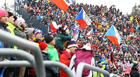 Fanouci biatlonu v Novém Mst na Morav. (4. bezna 2023)