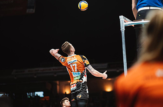 eský univerzál Marek otola hraje v Nmecku za tým Berlín Recycling Volleys.
