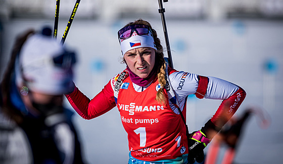 eská biatlonistka Markéta Davidová ve vytrvalostním závodu v Östersundu.