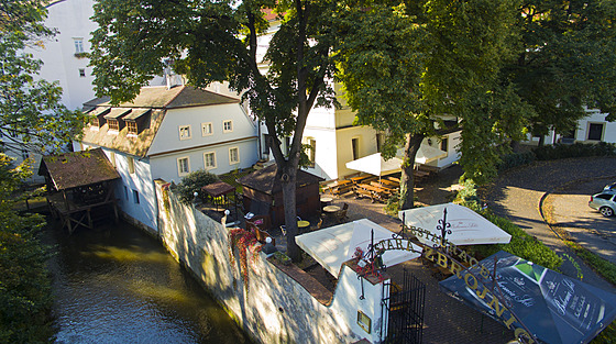 Pytloun Hotels - Restaurace Stará Zbrojnice Kampa