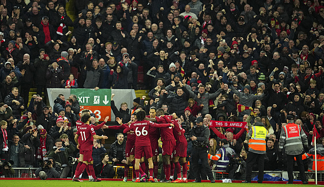 Uragán v derby, Liverpool zesměšnil Manchester United sedmi góly