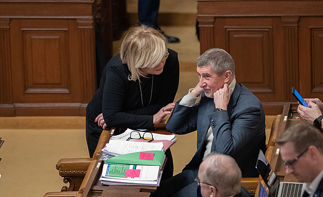 Přílepek, protiústavní, proti jedné osobě, vadí Schillerové úprava lex Babiš