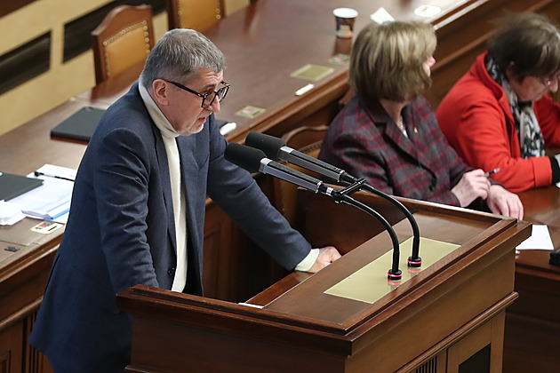 Je to naplánované, že nás v pátek zaříznou, řekl Babiš na schůzi k důchodům